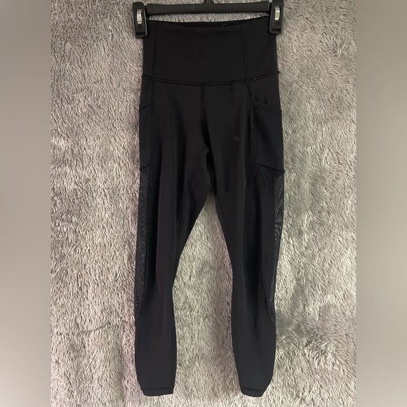 lululemon athletica Pants - Lululemon Leggings w/ Mesh Black Size 2